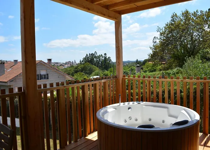 Compostela - La Catedral Con Banera De Hidromasaje Kemping