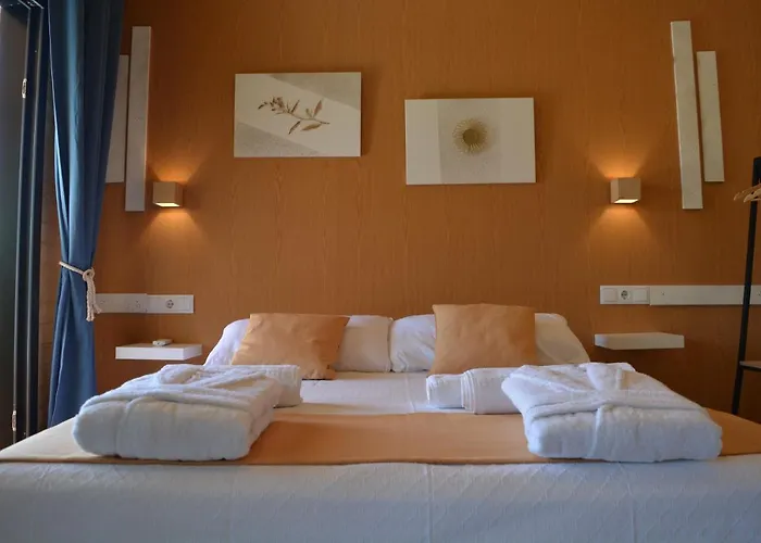 Compostela - La Catedral Con Banera De Hidromasaje * Santiago de Compostela